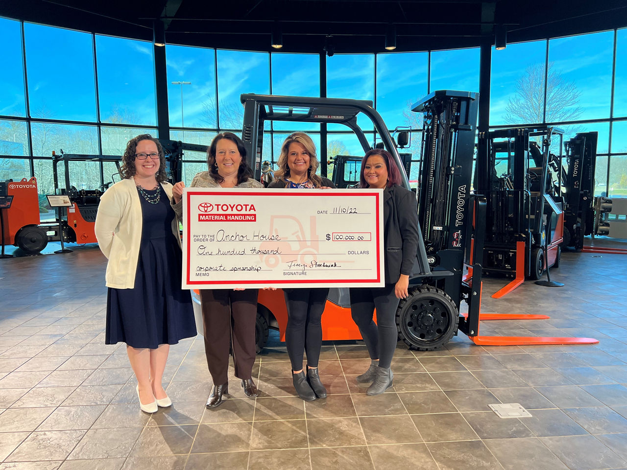 Toyota Material Handling Formalizes Partnership with Anchor House